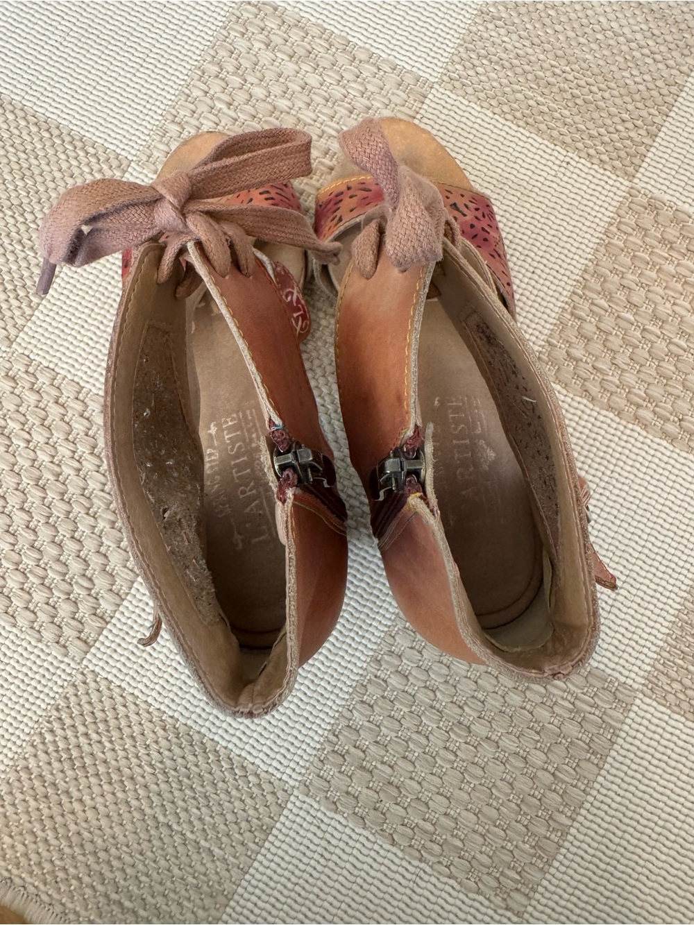 L’Artiste Spring Step Sujala Floral Cutout Block Heel Sandals - Picture 6 of 11